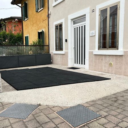 Casa Del Ciliegio Villa Valeggio sul Mincio Exterior foto